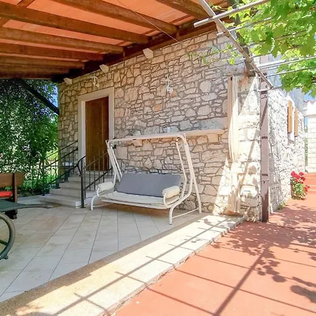 Apartment Nadja Zambratija (Istria)